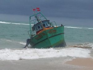 Mengenaskan! Belasan Imigran Mati Lemas di Atas Kapal Mengenaskan! Belasan Imigran Mati Lemas di Atas Kapal