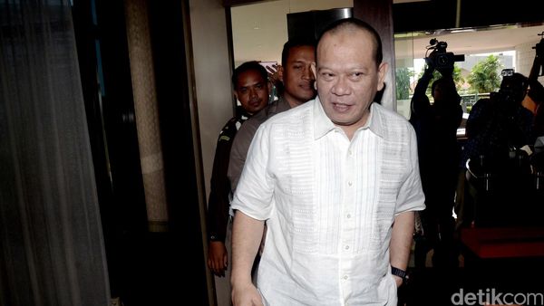 KPK Periksa La Nyalla Mattalitti
