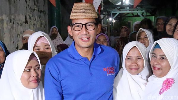 Sandiaga Uno Dialog dengan Warga Lubang Buaya