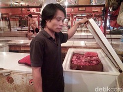 Pedagang: Daging Beku Kalau di Bulan Puasa Kurang Peminat