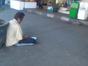 Awas, Jangan Pernah Coba-coba Beri Uang ke Pengemis di Blitar