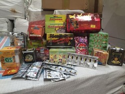 Bareskrim Polri Bongkar Pabrik Obat-obatan Ilegal di Tangerang