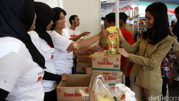 Bazar Minyak Murah di Kemendagri