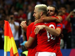 Duet Maut Si Naga: Ramsey-Bale