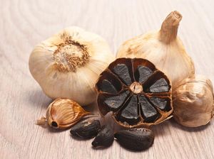 Benarkah Black Garlic Lebih Sehat Dibanding Bawang Putih Biasa?