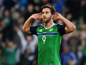 Hummels Suka Lagu Will Grigg, Nantikan Duel di Atas Lapangan Hummels Suka Lagu Will Grigg, Nantikan Duel di Atas Lapangan
