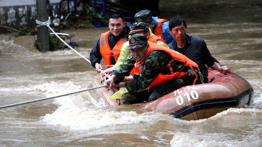 Banjir di China Tewaskan 22 Orang
