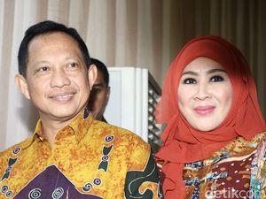 Jokowi Minta Istri Mendagri dan PKK Terjun Kampanye Masker Door to Door