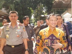 Komjen Tito Tidak Didampingi 3 Anaknya Saat Dikunjungi Komisi III