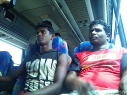 11 Hari Terdampar di Pantai Aceh, 43 Warga Etnis Tamil Dibawa ke Penampungan