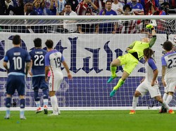 Tendangan Bebas yang Mengantar Messi Mengalahkan Batistuta