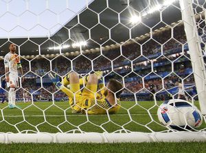 De Gea-Herrera Bersenang-senang Dulu, Derby Manchester Kemudian