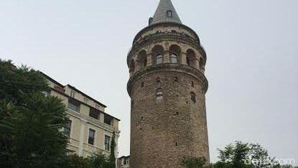 Penampakan Menara Berumur 600 Tahun di Istanbul