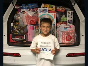 Salut! Bocah dengan Gagal Ginjal Ini Kumpulkan Donasi Mainan untuk Pasien Anak