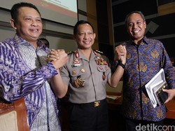 Komjen Tito Diminta Jelaskan Soal Kasus Labora Sitorus