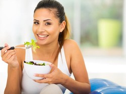 Inilah 9 Kebiasaan yang Bisa Mengganggu Pola Makan Sehat (2)