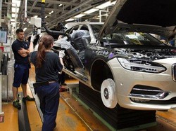 Volvo Resmi Produksi New V90