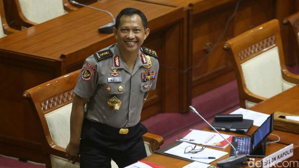 Fit and Proper Test Komjen Tito Selesai