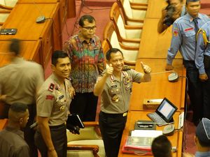 Mereka Jenderal-jenderal yang Menemani Komjen Tito di DPR