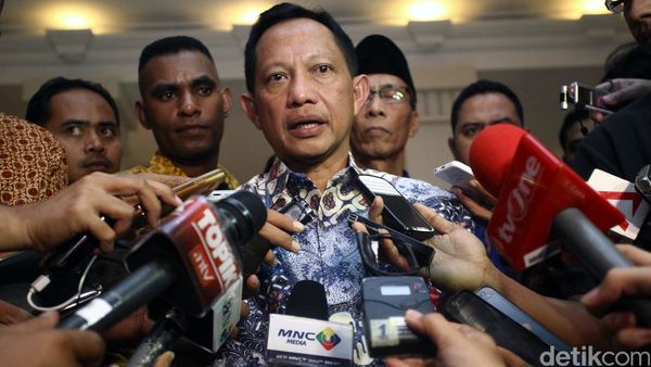 Komjen Tito Bertemu Para Pemimpin Media