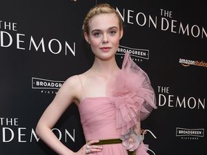 Elle Fanning, Pretty in Pink! Elle Fanning, Pretty in Pink!