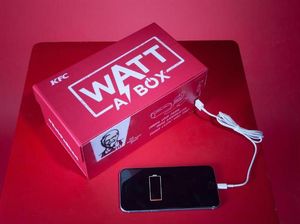 KFC Bikin Kotak Makan Plus PowerBank KFC Bikin Kotak Makan Plus PowerBank