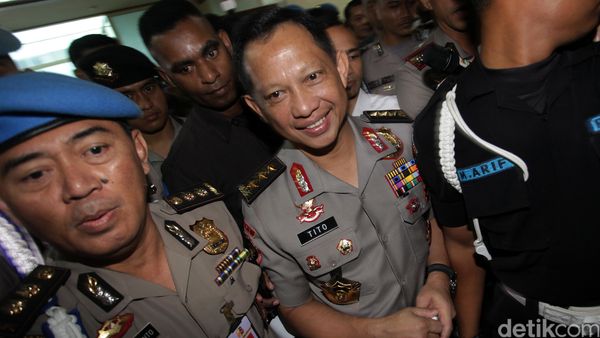 Komjen Tito Jalani Fit and Proper Test Calon Kapolri