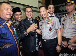 Komjen Tito Tiba Di DPR Hadiri Paripurna Pengesahan Sebagai Kapolri
