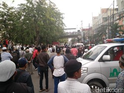 Demonstran Hadang Ahok di Penjaringan, Polisi: Dijamin Aman!