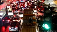 Kemacetan Thamrin Warnai Jam Buka Puasa