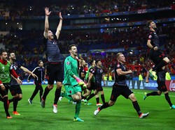 Pulang Kampung, Tim Albania Disambut bak Pahlawan