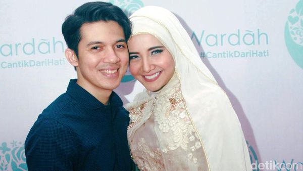 Irwansyah dan Zaskia Sungkar yang Makin Mesra