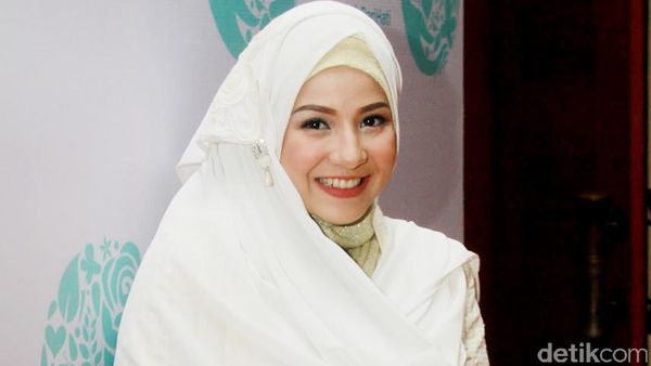 Perut Hamil 9 Bulan Natasha Rizki