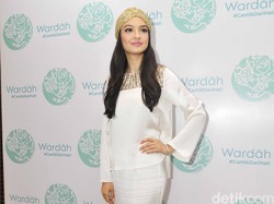 Puasa Tak Ganggu Hobi Traveling Raline Shah