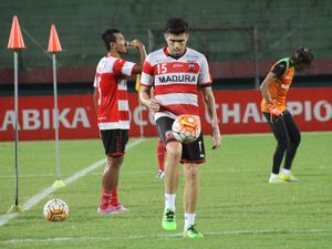 Madura United di Ambang Juara Paruh Musim, Fabiano: Kompetisi Masih Panjang