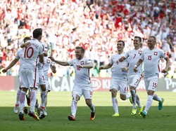 Singkirkan Swiss Lewat Adu Penalti, Polandia ke Perempatfinal