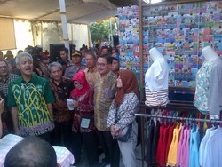 240 PKL yang Tempati Tanah Pemkot Semarang Dapat Sertifikat HGB