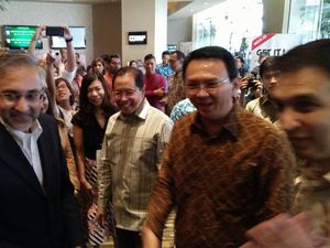 Dari SBY Sampai Ahok, Puluhan Tokoh Hadiri Special Screening Rudy Habibie Dari SBY Sampai Ahok, Puluhan Tokoh Hadiri Special Screening Rudy Habibie