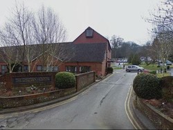 Dokter Inggris Dihukum karena Malpraktek Buah Zakar pada Seorang Pria