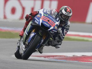 Kacau di Kualifikasi, Lorenzo: Rasanya seperti Melaju di atas Es atau Telur