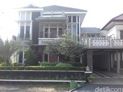 Digerebek Bareskrim, ini Penampakan Rumah Mewah Tersangka Pembuat Vaksin Palsu