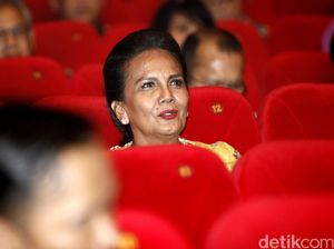 Sempat Drop, Christine Hakim Kurangi Aktivitas