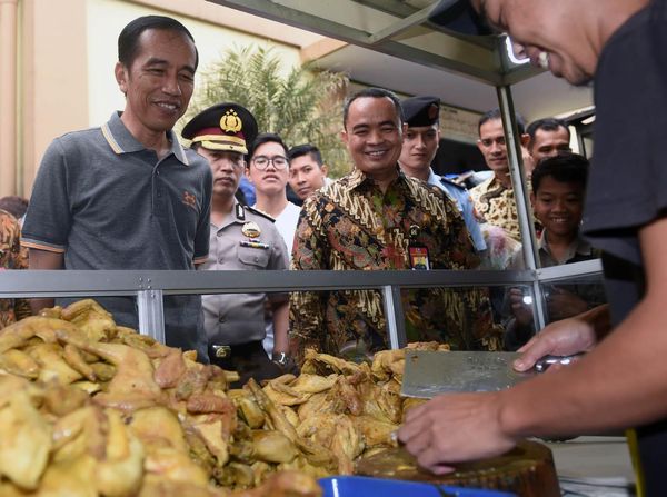 Jokowi Kunjungi Pasar Cipanas