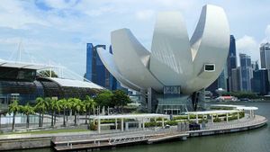 Ketika Seni Bertemu Sains di ArtScience Museum, Singapura