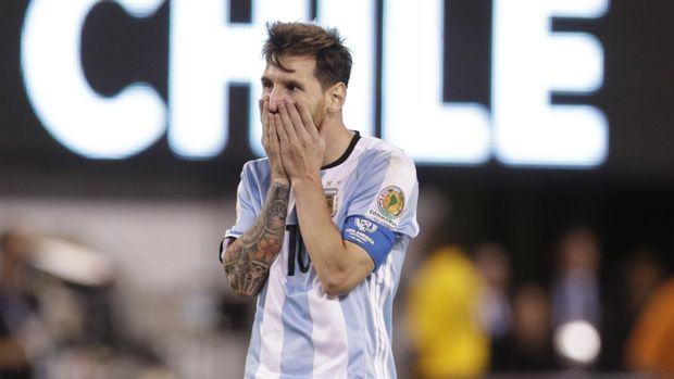 Jun 26, 2016; East Rutherford, NJ, USA; Argentina midfielder Lionel Messi (10) reacts after loosing against Chile in the championship match of the 2016 Copa America Centenario soccer tournament at MetLife Stadium. Mandatory Credit: Adam Hunger-USA TODAY Sports