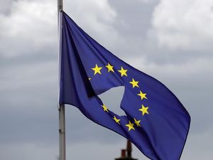 Eks Elite NATO Peringatkan Uni Eropa Soal Intervensi Rusia dalam Pemilu Eks Elite NATO Peringatkan Uni Eropa Soal Intervensi Rusia dalam Pemilu