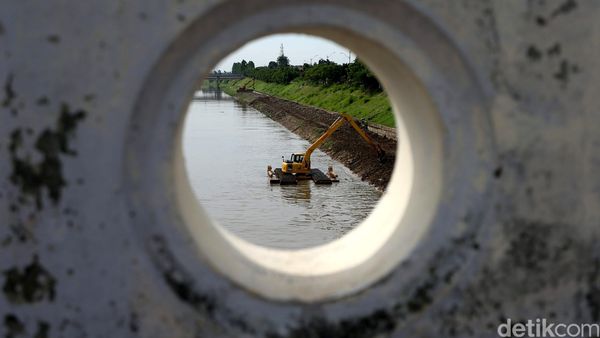 Normalisasi Banjir Kanal Timur