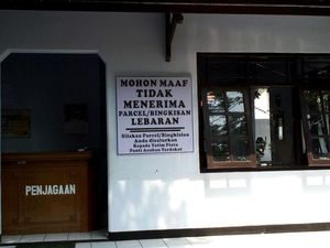 Cara Unik Bupati Batang Menolak Pemberian Parsel Lebaran