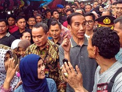 Blusukan ke Pasar Cipanas, Jokowi Dicurhati Masalah Daging dan Toko Modern