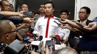 Kepastian tersebut disampaikan Menpora Imam Nahrawi saat melakukan rapat koordinasi dengan PT Gelora Trisula Semesta (GTS) selaku operator ISC, PSSI, dan Polda Metro Jaya.